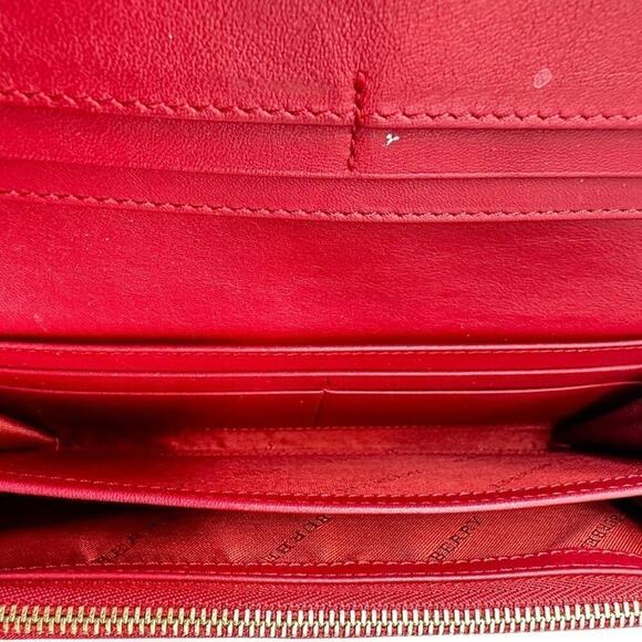 $150/ BURBERRY Continental Haymarket Check Leather Wallet Dark Red - Picture 3 of 4